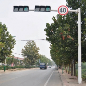 泸州市交通信号灯厂家_道路信号灯施工_红绿灯厂家_价格