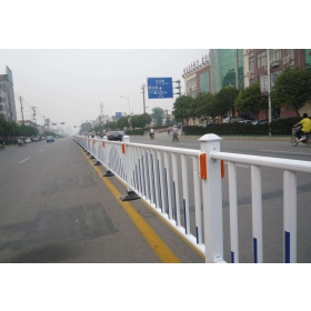 泸州市市政道路护栏工程