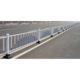 泸州市市政道路护栏厂家_锌钢护栏批发_道路护栏厂家_价格